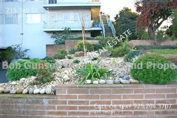 215 3rd St Apartment for rent in Antioch, CA