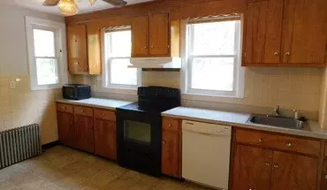 4 of 7 1539 Cambridge St Apartment for rent in Cambridge, MA