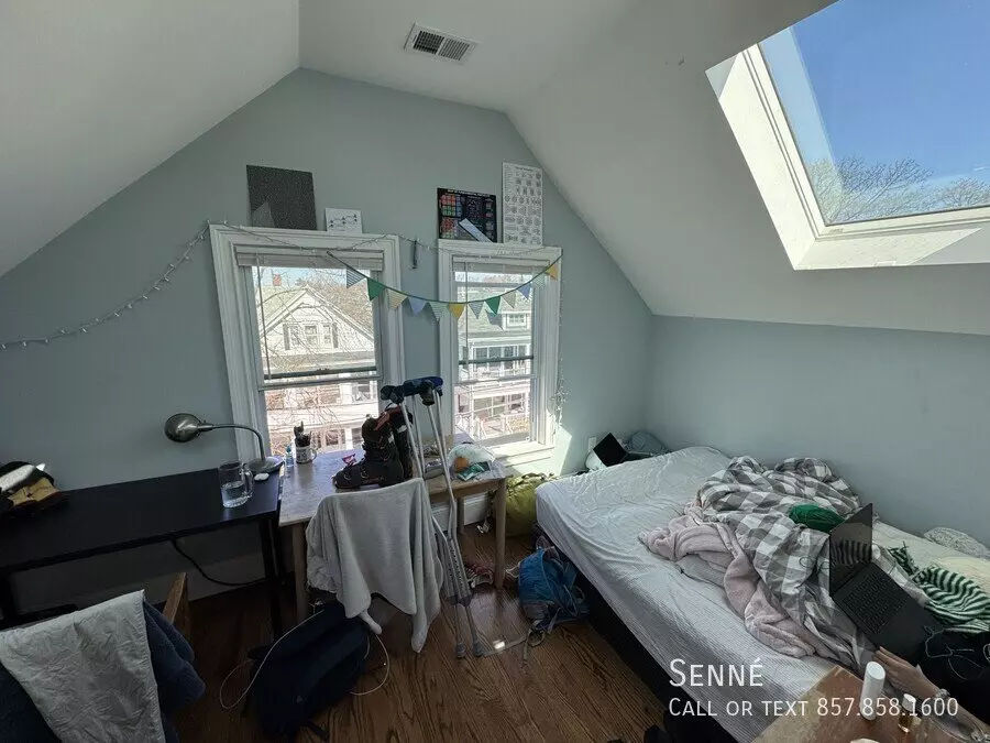 6 Hamilton Rd Apartment for rent in Somerville, MA