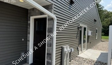 3132 Rosalie Pkwy Apartment for rent in Plover, WI