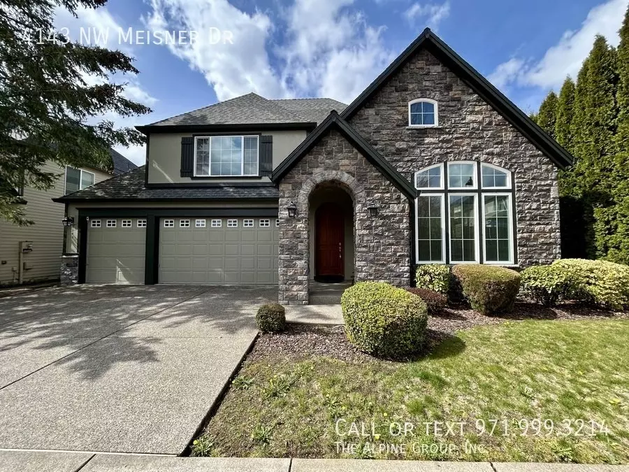 4143 NW Meisner Dr House for rent in Portland, OR