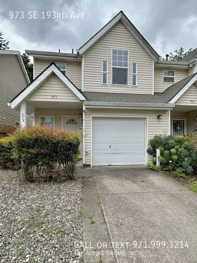 973 SE 193rd Ave House for rent in Portland, OR