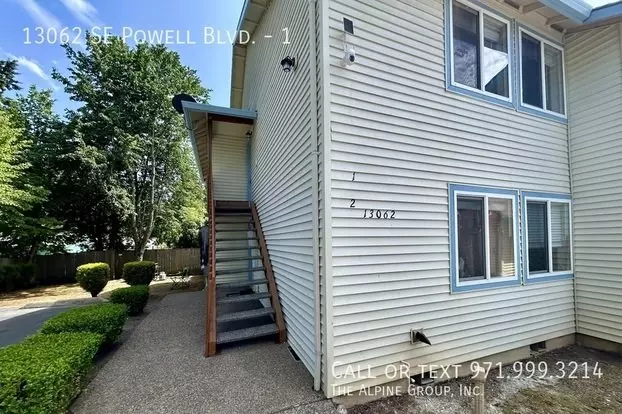 13062 SE Powell Blvd Apartment for rent in Portland, OR