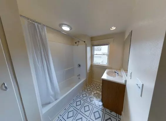 1102 Packard Apartment for rent in Ann Arbor, MI