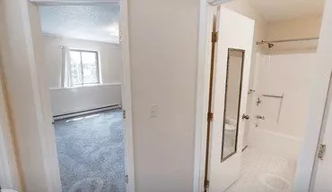 3 of 6 795-97 N. Maple Apartment for rent in Ann Arbor, MI