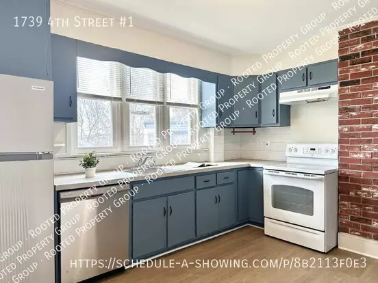 1739 4th St Floor 2 Apartment for rent in Rensselaer, NY