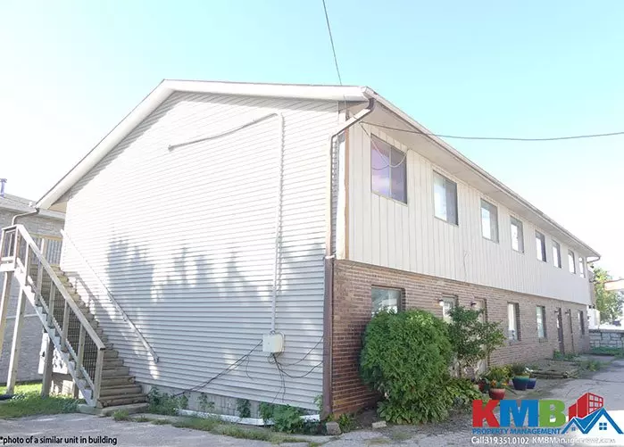 215 W Marengo Rd Apartment for rent in Tiffin, IA