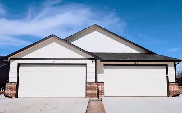 516 E Briarbrook Ln Apartment for rent in Valley Center, KS 516 E Briarbrook Ln Apartment for rent in Valley Center, KS