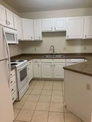 First Month Free With 13mo Lease, Restrictions Apply! Apartment for rent in La Crosse, WI