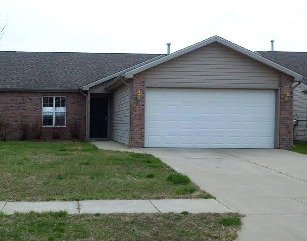 Beautiful 3bd 2ba Duplex With Pond Views Apartments West Lafayette, IN