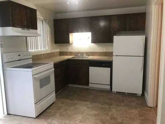 With Summer Around The Corner, Your Life Just Got Better!! 2 Bed Townhome!! Apartment for rent in Vancouver, WA