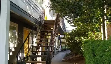3 of 8 Bottom, Corner 2Bed W/d In Unit, A/c, Off Street Parking, And All Dogs Welcome! Apartment for rent in Portland, OR