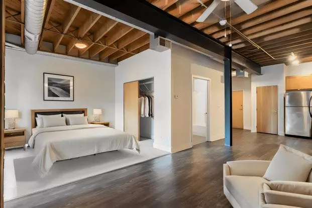 The Crown Downtown Apartment for rent in St Louis, MO
