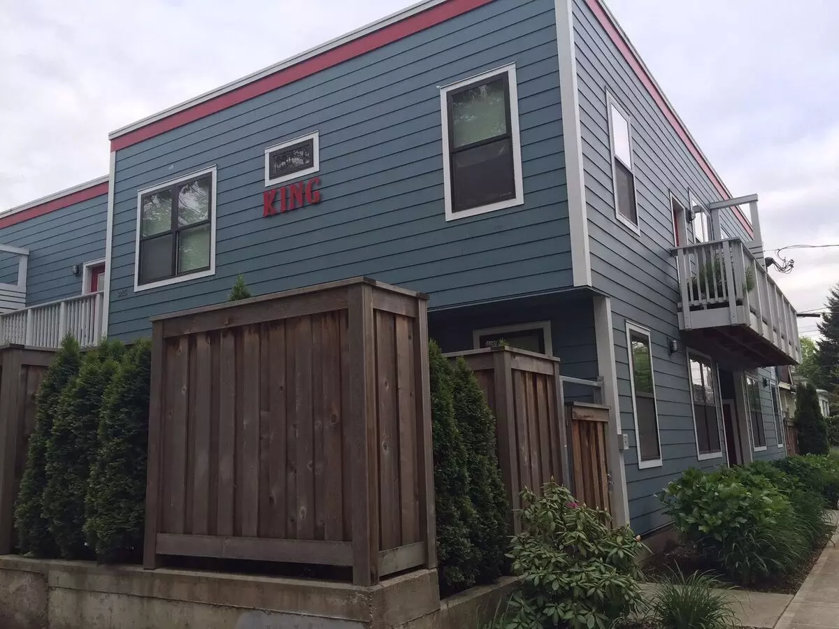 Apply The Same Day You View And Receive The First Month Free Rent And A Free Portable Ac Unit On A 13-month Lease Apartment for rent in Portland, OR