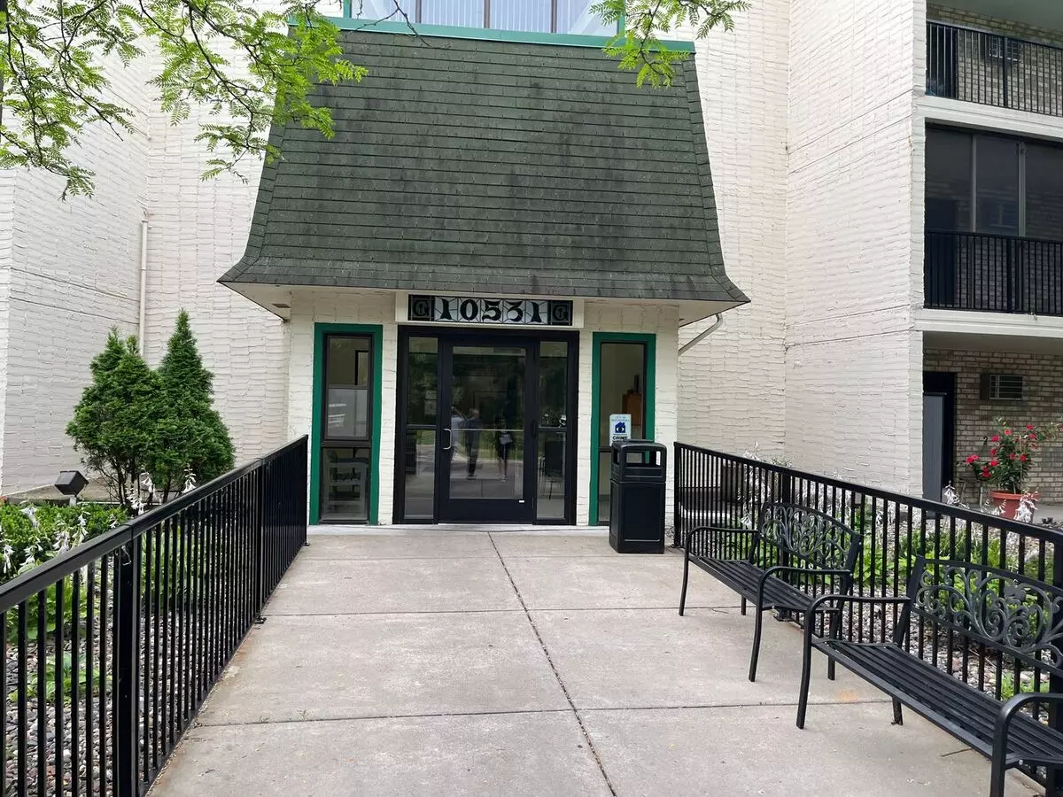 531-315 Apartment for rent in Minnetonka, MN