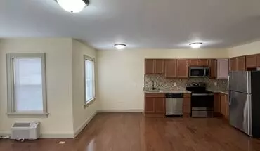 3 of 18 1404 E State St Apartment for rent in Rockford, IL