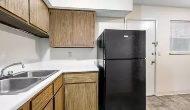 3 of 28 Summer Reduced Rent - Pinecrest Village House for rent in Columbus, OH