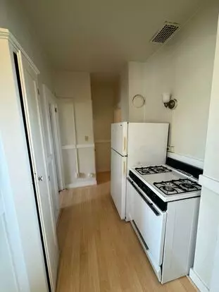 Large 1 Bedroom/1 Bath - Quiet Neighborhood Available Now! Apartment for rent in Berkelely, CA