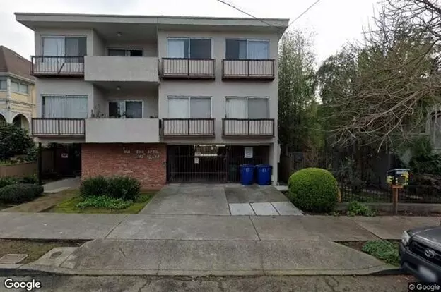 Coming Soon-1 Bedroom, 1 Bathroom Apartment In A Quiet Lovely South Berkeley. Less Than A Mile From Uc Berkeley Apartment for rent in Berkeley, CA