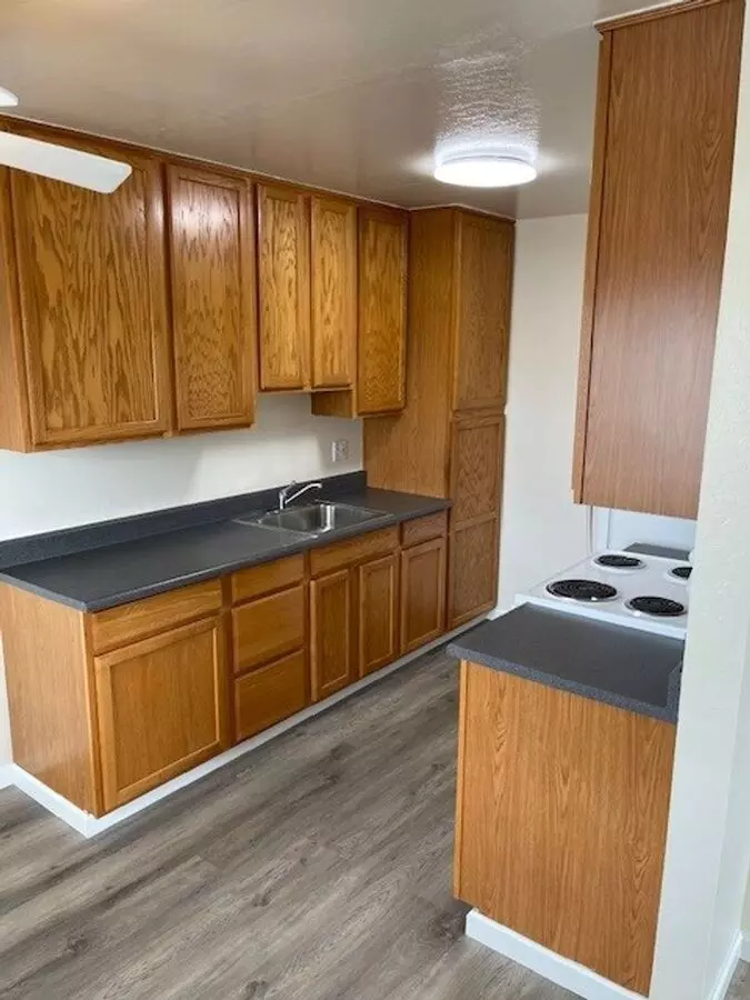 Spacious Two Bedroom In A Quiet Area, Close To Parks And Transportation Apartment for rent in Alameda, CA