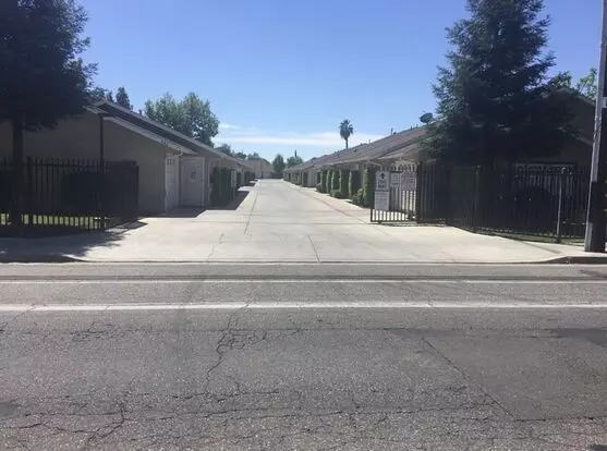 Dakota Apartment for rent in Fresno, CA
