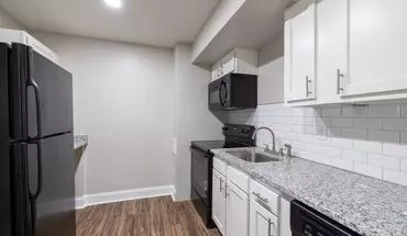 2 of 49 Flats At Fontaine Apartment for rent in Lexington, KY