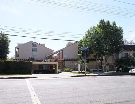 4770 Kester Ave Apartment for rent in Sherman Oaks, CA