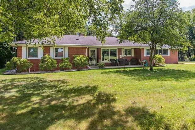 Three Bedroom Home In Vicksburg Apartment for rent in Vicksburg, MI
