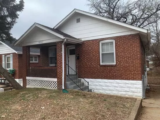 Recently Renovated Two Bedroom Coming Available! Apartment for rent in St Louis, MO