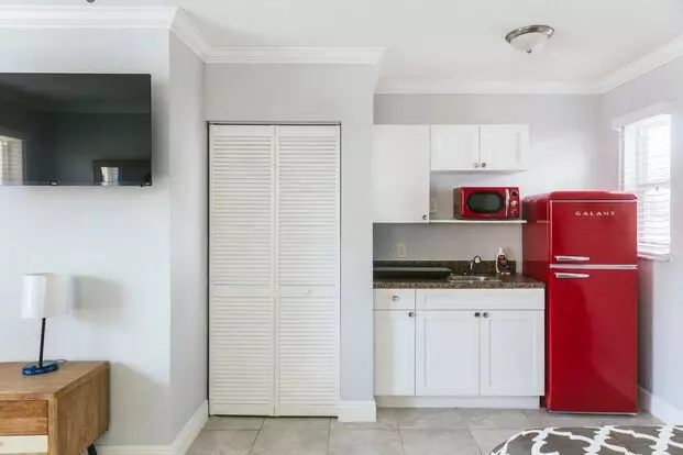 The Palm Beach Flamingo Apartment for rent in Lake Worth Beach, FL