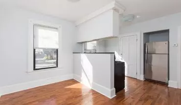3 of 5 1371 Chapel St Apartment for rent in New Haven, CT