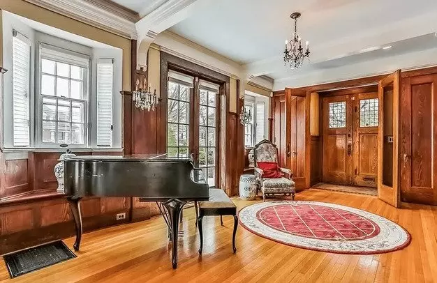 166 Huntington St Apartment for rent in New Haven, CT