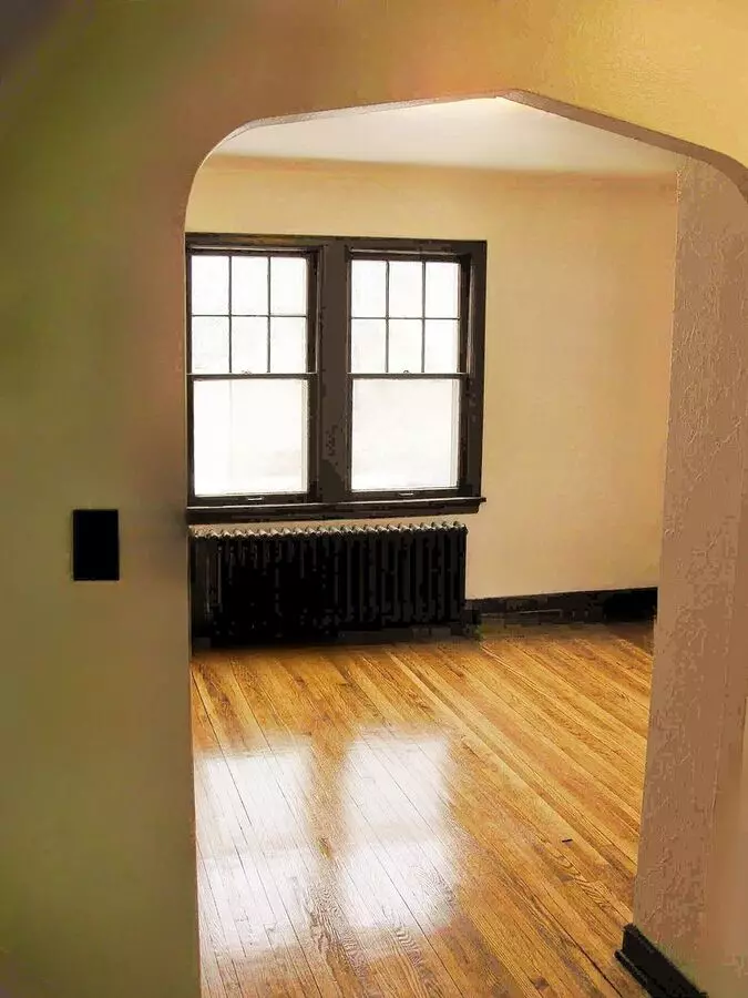 Charles Flats Apartment for rent in St Paul, MN