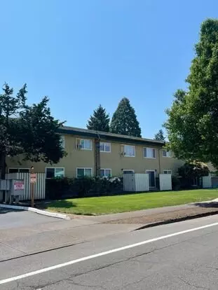 The Pines Apartments Apartment for rent in Salem, OR