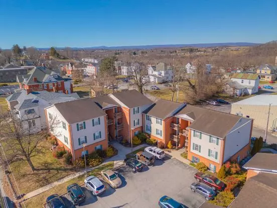 Downey Street West Apartment for rent in Radford, VA
