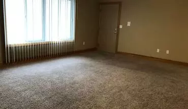 4 of 24 3401-3501 Cobblestone Cir Apartment for rent in Waterloo, IA