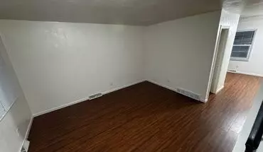 4 of 18 725 W 61st St House for rent in Davenport, IA