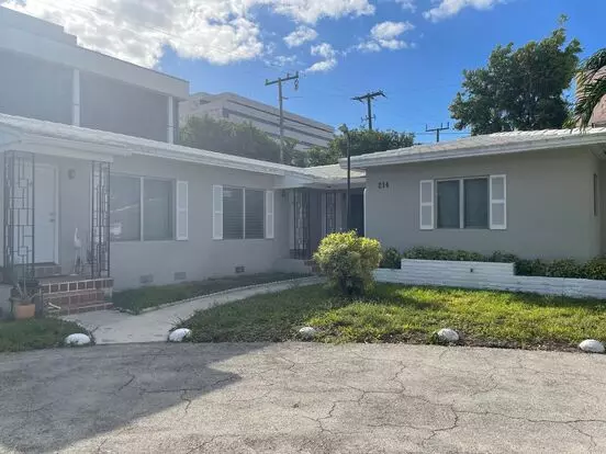 218 Antiquera Ave Apartment for rent in Coral Gables, FL