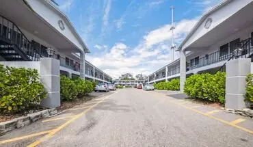 3 of 12 Andover Club Apartments Apartment for rent in Tampa, FL