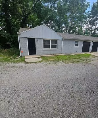 11300/11302 East 15th Street South Apartment for rent in Independence, MO