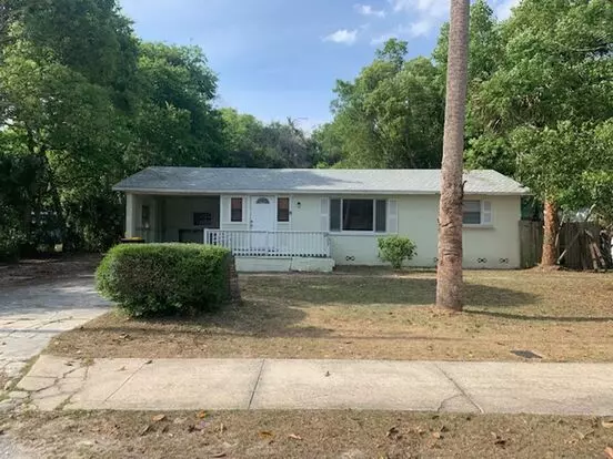3 Bed 1 Bath Home | Fenced Yard | Pet Friendly | Washer Dryer Hook Ups | Section 8 Welcome Apartment for rent in Orange City, FL