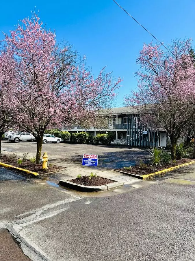 Sd6th Apartment for rent in Albany, OR