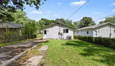 3 of 19 Charming 3-bedroom Home With Fenced Yard And Garage! House for rent in St Louis, MO