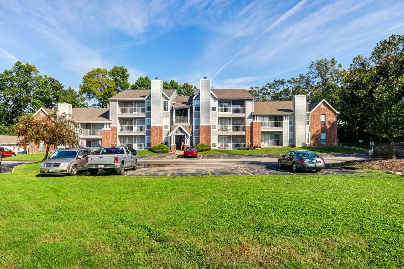Goose Creek Apartment for rent in Bloomington, IL