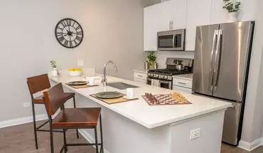 3 of 20 Aloft At The Glen Town Center Apartment for rent in Glenview, IL