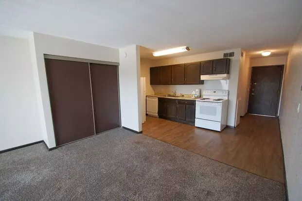 Larpenteur Estates 1260, Llc Apartment for rent in St Paul, MN
