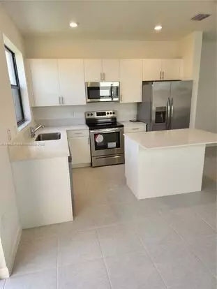 965 Ne 211th Street 965, Miami, Fl 33179 Apartment for rent in Miami, FL