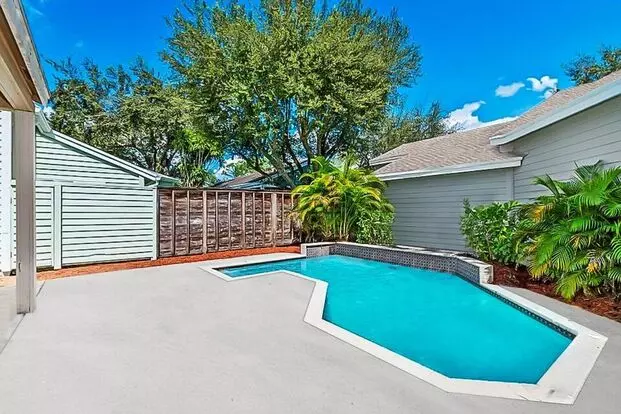 1050 Aviary Rd Apartment for rent in Wellington, FL