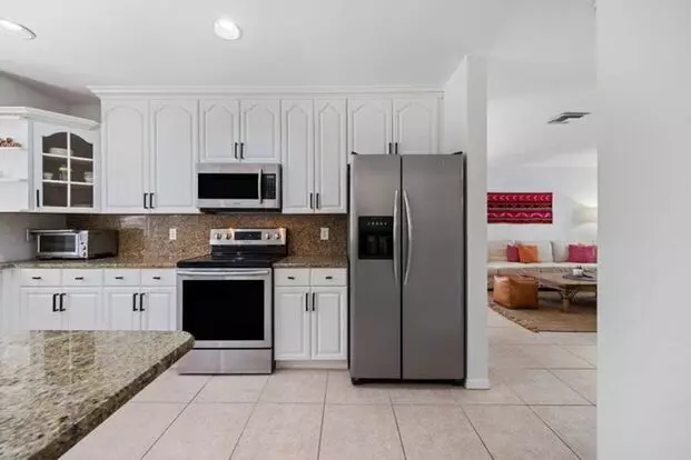 1527 S Club Dr Apartment for rent in Wellington, FL