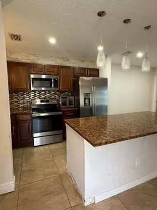 1343 Summit Run Cir Apartment for rent in West Palm Beach, FL